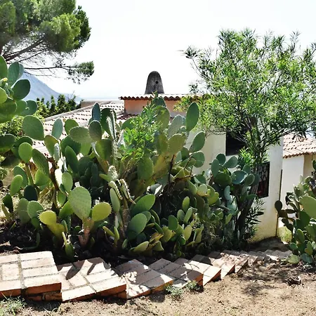 Villa Calabria Beach Villa's