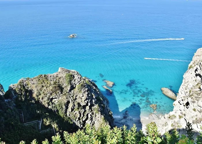 Villa Calabria Beach Villa's