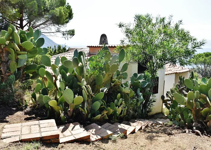 Villa Calabria Beach Villa's